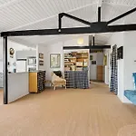 3 Bedroom Stunning In Ferienhaus *