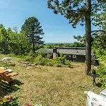 Ferienhaus 3 Bedroom Stunning In